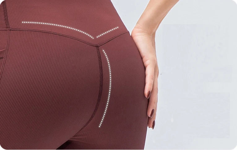 Seamless Pockets Yoga Shorts for Fitness