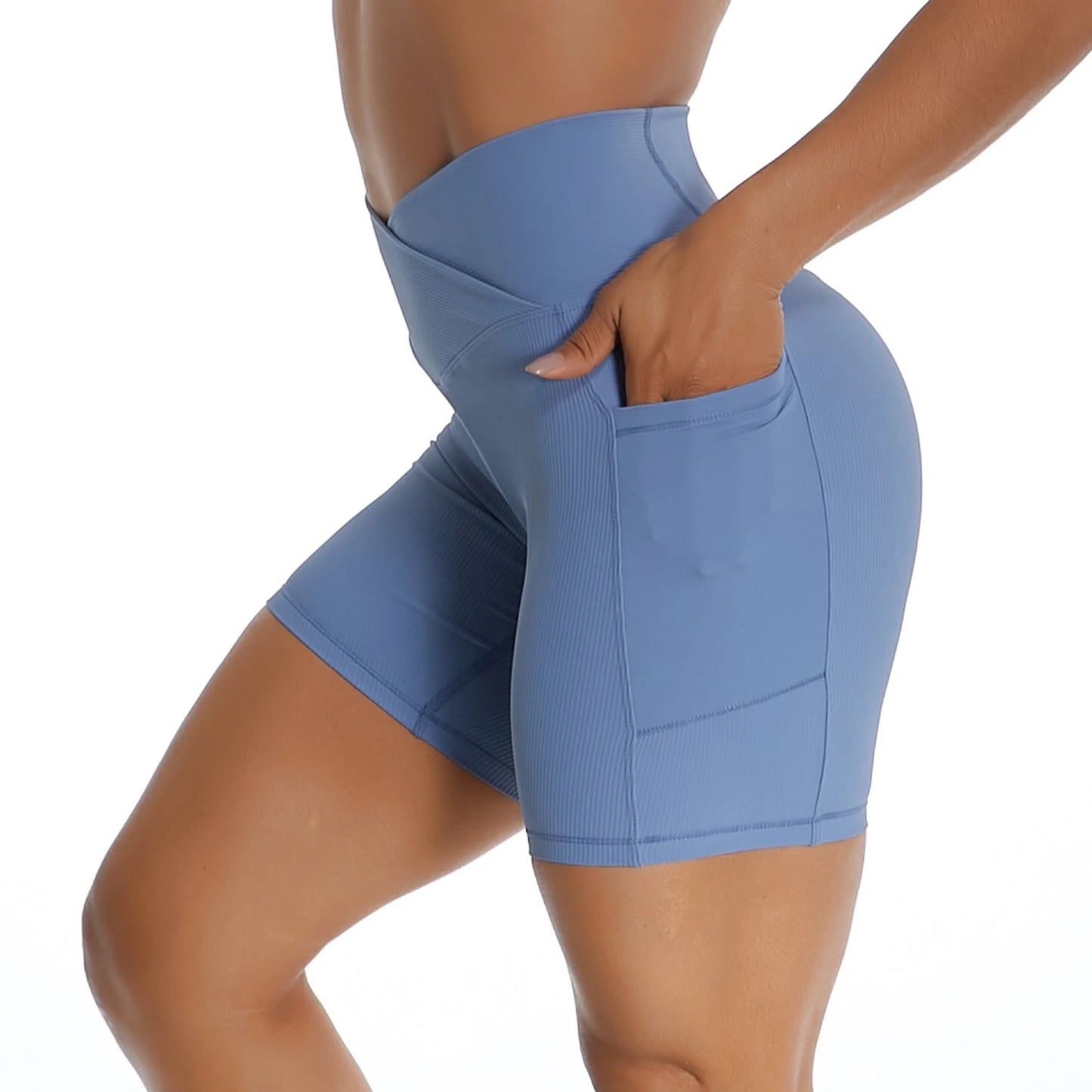 Seamless Pockets Yoga Shorts for Fitness